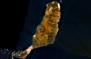 Fuerteventura, la isla más próxima a África, y su pequeño islote de Lobos 