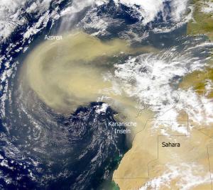 Canarias afectada por el polvo en suspensión procedente del desierto del Sáhara, fenómeno conocido como calima o polvo en suspensión