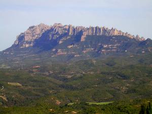 Perfil característico de Montserrat 