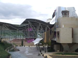 Bodega y Hotel Marques de Riscal. Obra del arquitecto Frank Gehry.