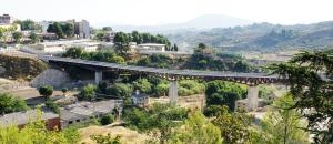 Puente de Francisco Aura Boronat sobre el río Serpis