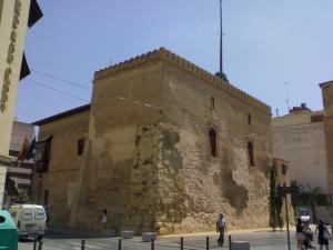 Torre de la Calahorra, fortificación almohade del siglo XII 