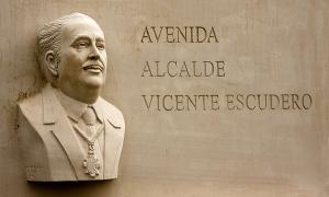 Distinción de la ciudad de Orihuela al fallecido alcalde Vicente Escudero
