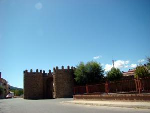 El Barco de Ávila. Murallas. Puerta del Ahorcado