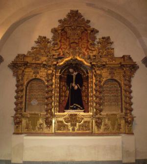 Diseño para albergar la imagen del Nazareno, y colocado en el frontal de la Capilla para cobijar los restos de la Familia Rodríguez Centeno-Chacón
