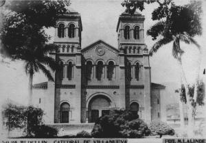 Fachada principal de la Catedral, 1924.