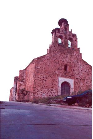 Fachada principal de la antigua parroquia de Santa Brígida