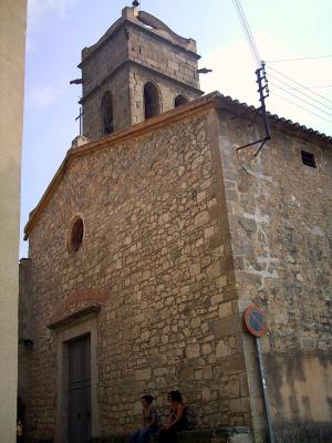 Iglesia de San Pedro. De estilo gótico, bastida el año 1588.