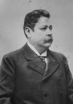Francisco Huertas Barrero. Médico. (1908-1933)