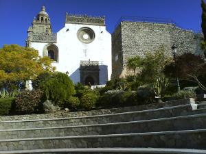 Iglesia de Santa María la Coronada