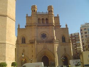 Fachada principal de la Concatedral de Santa María 