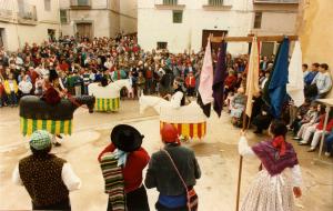  Representación de la obra de Xarxa Teatre El Dolçainer de Tales en Tales el 1987
