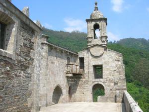 Monasterio de San Juan de Caaveiro.
