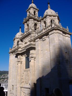 Iglesia parroquial, obra del arzobispo Rajoy.