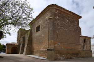 La Hinojosa, Iglesia parroquial, fachada principal