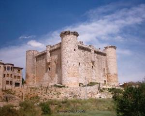 Vista del castillo de Torija