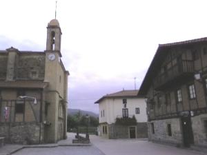 El barrio de Zubieta está situado en un entorno rural a poca distancia de Lasarte. En él se encuentra el Hipódromo de San Sebastián y las instalaciones de entrenamiento de la Real Sociedad de Fútbol 