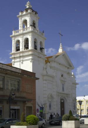 Construida en los años 1950, la iglesia de Nuestra Señora de los Dolores, en la Gran Vía de Román Pérez, fue edificada tras la demolición de la del siglo XVIII del Paseo de las Flores.