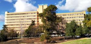 Fachada del Hospital Universitario San Agustín de Linares.