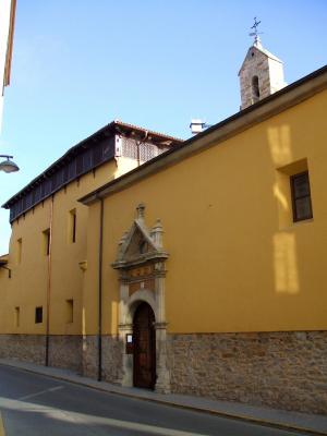 Exterior del convento de Sancti Spíritus