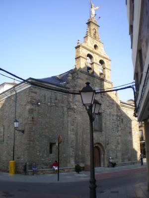 Iglesia parroquial de San Pedro Apóstol en Bembibre, fue sinagoga hasta el siglo XV