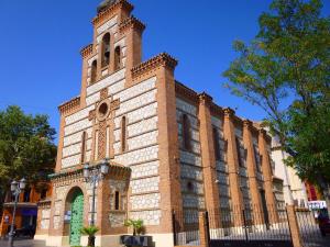 Iglesia de Nuestra Señora de la Asunción, más conocida como la «iglesia Vieja» por ser la más antigua del municipio que queda en pie