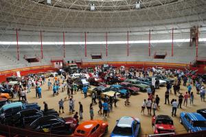 Exposición coches clásicos en Valdemorillo