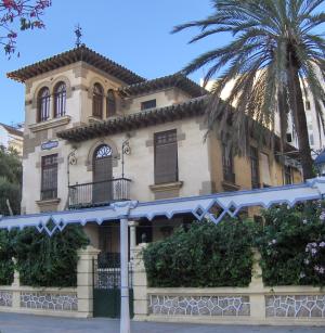 Villa Mercedes, es la última vivienda regionalista que se conserva en el Paseo Larios de Torre del Mar