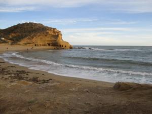 Playa de los Cocedores, en el paraje natural de Cuatro Calas 