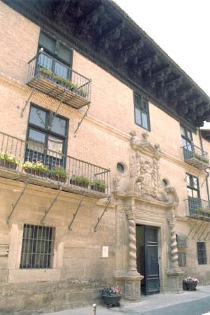 Palacio Ongay-Vallesantoro.