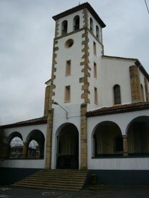 Iglesia de San Vicente de Trasona