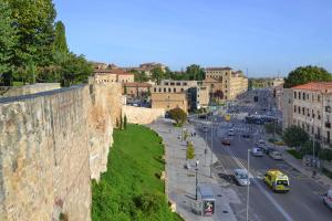 La muralla de Salamanca vista desde el huerto de Calixto y Melibea 