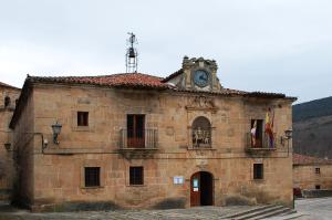 Ayuntamiento de Molinos de Duero.