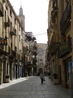 Carrer de la Cort, calle principal del casco histórico