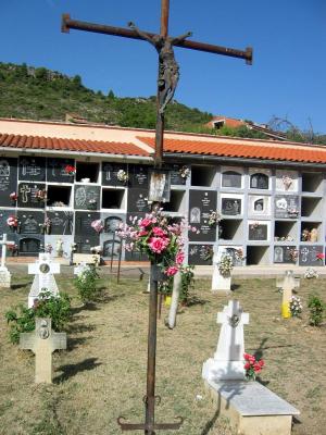 1-Elcuervo-cementerioMunicipal 0036
