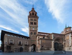 La catedral de Santa María forma parte del conjunto «Arquitectura mudéjar de Aragón», declarado Patrimonio de la Humanidad por la Unesco en 1986