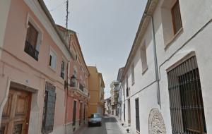 Calle de Caballeros, una de las más antiguas del casco histórico de la población.