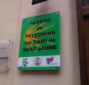 Cartel del Albergue de peregrinos de Algemesí.