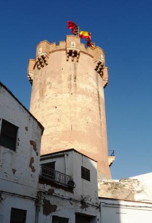 Vista de la Torre de Paterna desde el casco urbano