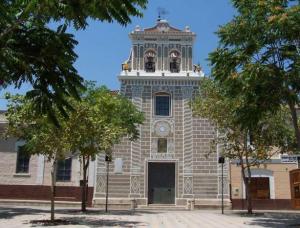 Ermita de la Virgen de Vallivana, patrona de Picasent, situada en el centro del municipio.