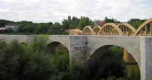 Puente en Peñafiel.