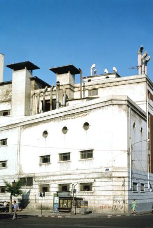 Antigua fábrica de cervezas de San Juan en 1980. Fue derribada a comienzos de la década posterior