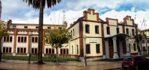 Antiguo Matadero, hoy Escuela Oficial de Idiomas