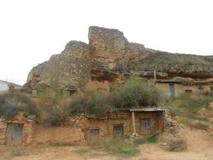 Restos del castillo de Ariza. Pese a su actual aspecto, a comienzos del siglo XV era la fortaleza más importante de Aragón.
