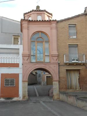 Arco de Santa Águeda, sobre el que está situada la capilla.