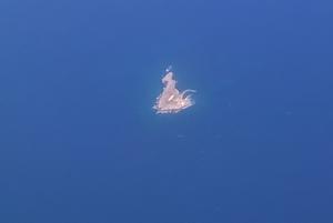 Isla de Alborán desde el aire