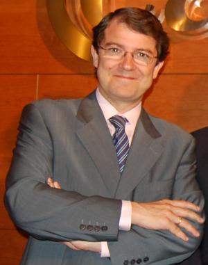 Alfonso Fernández Mañueco, natural de Salamanca, es presidente de la Junta de Castilla y León desde 2019, antes alcalde de Salamanca.